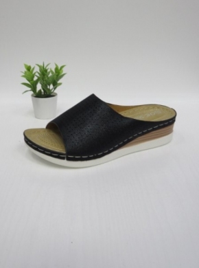 Klapki damskie na koturnie (36-41) N22-881 BLACK
