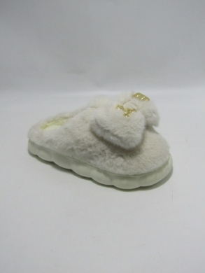Kapcie damskie ocieplane (36-41) MM957 WHITE