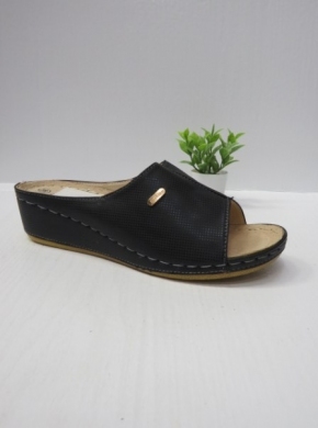 Klapki damskie na koturnie (36-41) 7AA221 BLACK