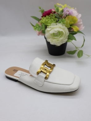 Klapki damskie na płaskim (36-41) 456-2A WHITE