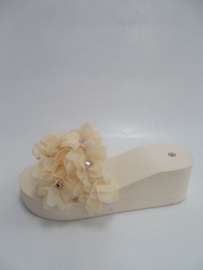 Klapki damskie na koturnie (36-41) A-85 BEIGE