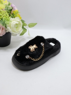 Kapcie damskie ocieplane (36-41) YL-321 BLACK