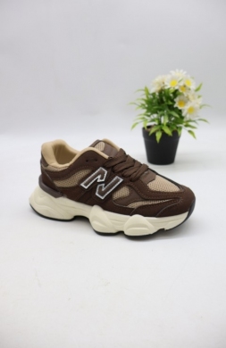 Buty sportowe dziewczęce (28-35) T1206 BROWN