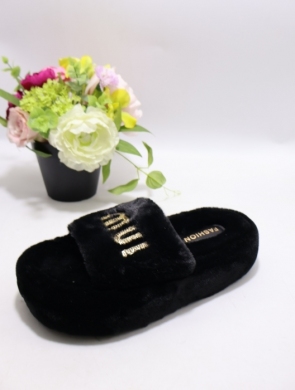Kapcie damskie ocieplane (37-42) FL031 BLACK