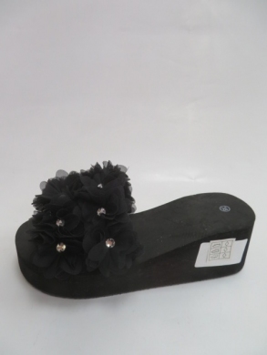 Klapki damskie na koturnie (36-41) A-85 BLACK