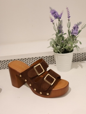 Klapki damskie na obcasie (36-41) AK77 BROWN