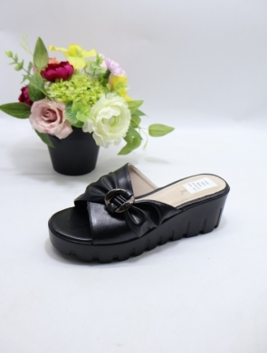 Klapki damskie na koturnie (36-41) NS02 BLACK