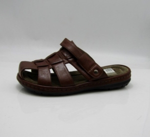 Klapki męskie (41-46) M06 BROWN