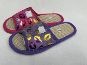 Kapcie damskie (36-41) JB801 MIX