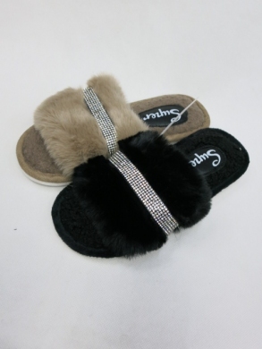 Kapcie damskie ocieplane (36-41) W257 MIX
