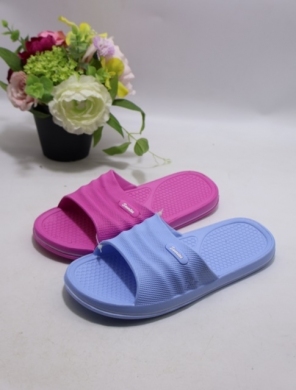 Basenówki damskie (37-41) 209W MIX