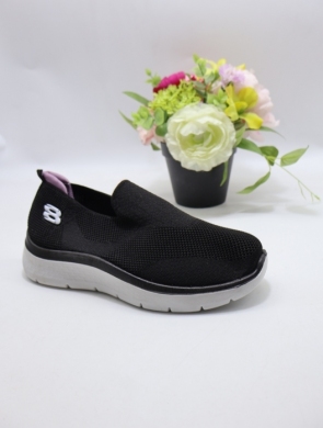 Klapki damskie na płaskim (36-41) XG-61 BLACK