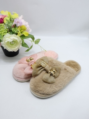 Kapcie damskie ocieplane (36-41) 2428 MIX