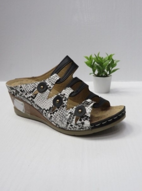 Klapki damskie na koturnie (36-41) HC-2014 BLACK