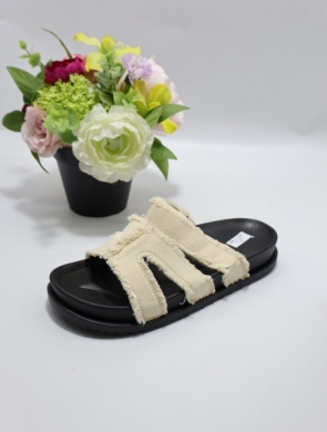 Klapki damskie na płaskim (36-41) 8-170 BEIGE