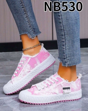 Trampki damskie na płaskim (36-41) NB530 FUCHISIA