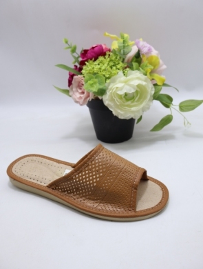 Kapcie damskie (36-41) D18A