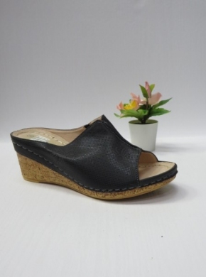 Klapki damskie na koturnie (36-41) C9909-1