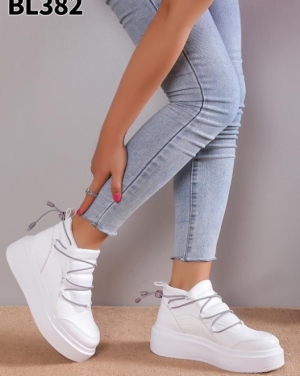 Buty sportowe damskie na płaskim (36-41)
