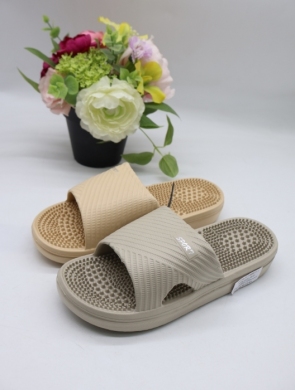 Basenówki damskie (36-41) HB8611 MIX