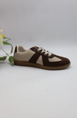 Halówki młodzieżowe (36-41) 81215-4 BR/KHAKI