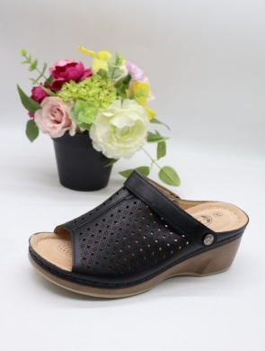 Klapki damskie na koturnie (36-42) 2316-6 BLACK