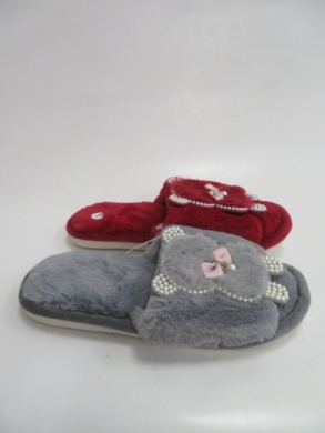 Kapcie damskie ocieplane (36-41) F8-16 MIX