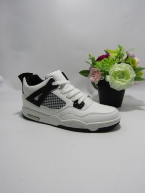 Buty sportowe męskie (41-46) M660-N WHITE/BLACK