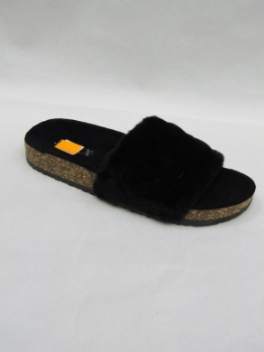 Klapki damskie z futerkiem (36-41) 67012 BLACK