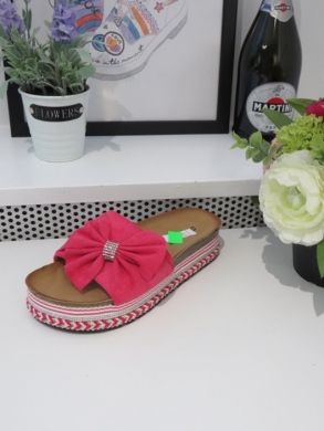 Klapki damskie na koturnie (36-41) TL8-108 FUCHSIA