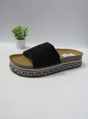 Klapki damskie na koturnie (36-41) 202-2 BLACK