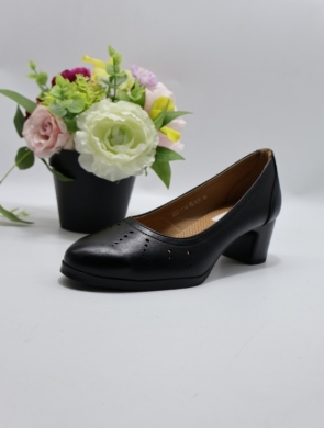 Czółenki damskie na obcasie (36-41) YCC-110 BLACK