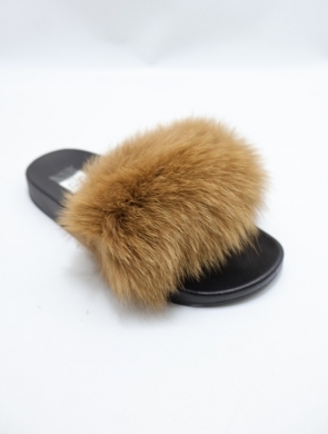 Klapki damskie z futerkiem (36-41) 8080 BROWN
