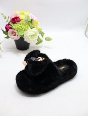 Kapcie damskie ocieplane (36-41) SP51-1 BLACK