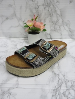 Klapki damskie na koturnie (36-41) THS-97 BLACK