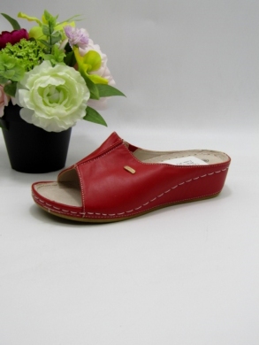 Klapki damskie na koturnie (36-41) 7AA221 RED