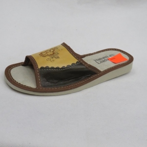 Kapcie damskie (36-41) D17B