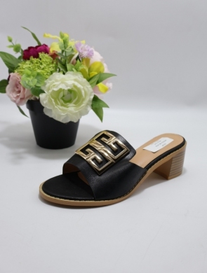 Klapki damskie na obcasie (36-41) 89222A BLACK