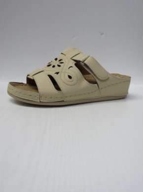 Klapki damskie na koturnie (36-41) KH1106 BEIGE