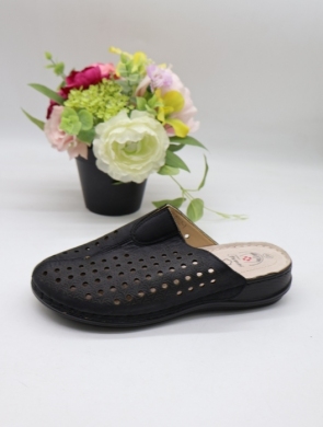 Klapki damskie na płaskim (36-42) 2302-1 BLACK