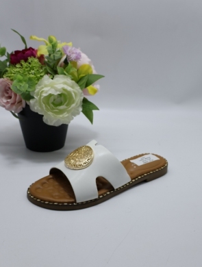 Klapki damskie na płaskim (36-41) L2857 WHITE