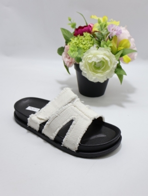 Klapki damskie na płaskim (36-41) 8-170 WHITE