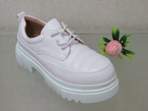 Półbuty damskie na płaskim (36-41) C21-8681 BEIGE