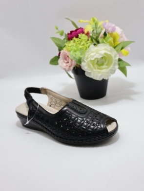 Sandały damskie na koturnie (36-42) C2319-1 BLACK