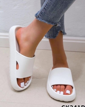 Basenówki damskie (36-41) CK241 WHITE