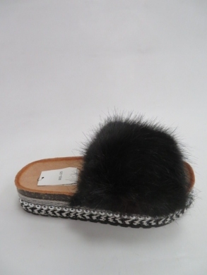 Klapki damskie z futerkiem (36-41) 806 BLACK