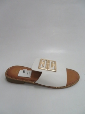 Klapki damskie na płaskim (36-41) M4X WHITE