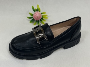 Mokasyny damskie na koturnie (36-41) W-197 BLACK