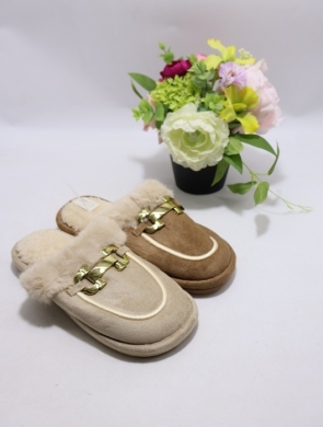Kapcie damskie ocieplane (36-41) E33-15 MIX