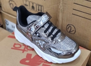 Buty sportowe dziewczęce - Tureckie (31-35)